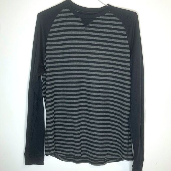 Large Under Armour Gray-Black Striped LS Shirt‎ - Picture 4 of 4
